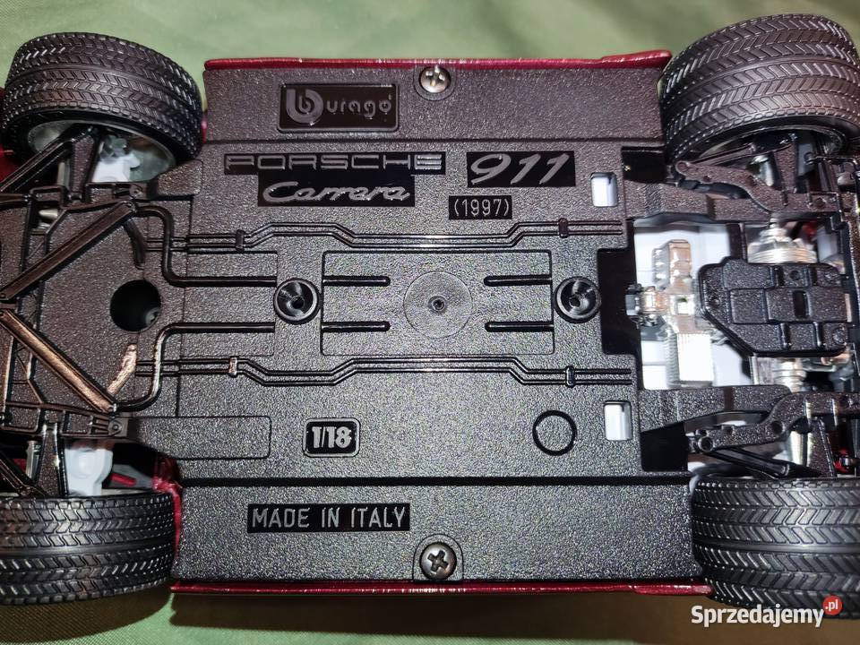 Model samochodu 118 Porsche 911 Carrera 4 1997 Głuchołazy