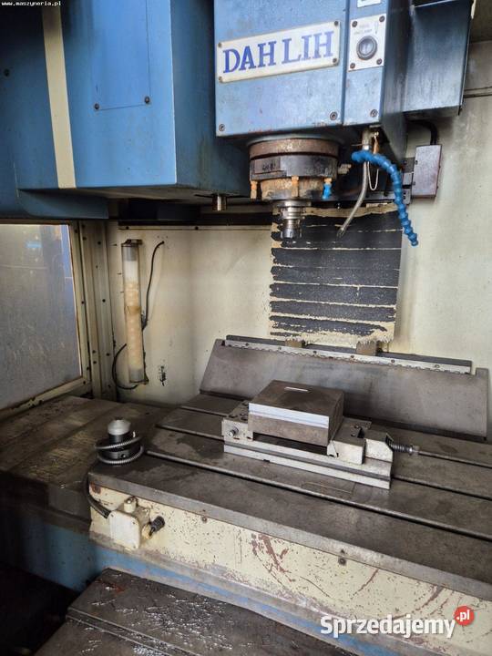 Centrum obróbcze pionowe DAHLIH MCV 720 Jelenia Góra