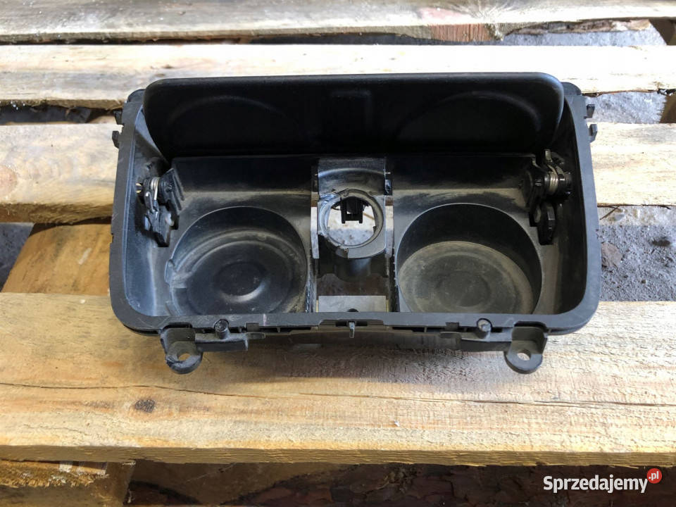 9241714 SCHOWEK CUP HOLDER BMW F10 F11 Murzynowo Sprzedajemy.pl