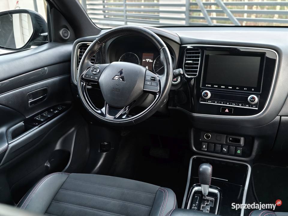 Mitsubishi Outlander LIMITED EDITION 7 osobowy Kamieńsk