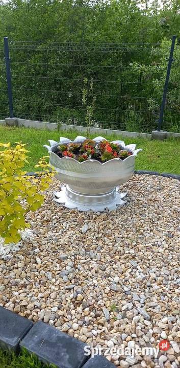 Kwietniki donice i różne ozdoby ogrodowe Mszana Dolna