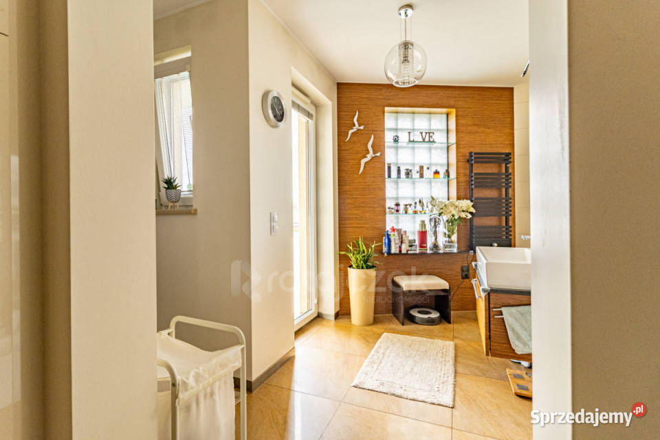 Sprzedam mieszkanie Rumia Żwirki I Wigury 83m2 Piętro 2 pomorskie