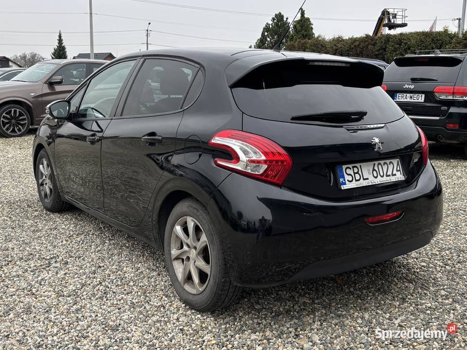 Peugeot 208 4/5 Paniówki