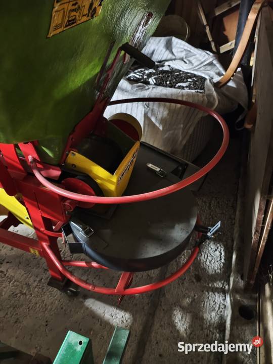 Rozsiewacz sadowniczy Ryki