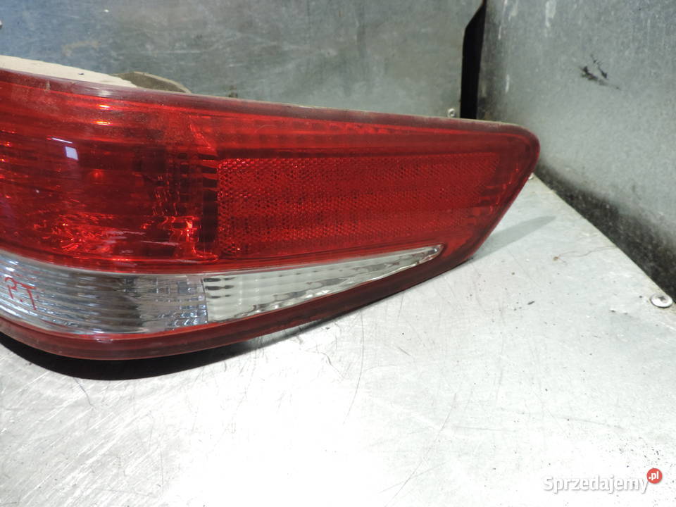 LAMPA TYLNA PRAWA HONDA ACCORD VII SEDAN osobowe Nowy Sącz