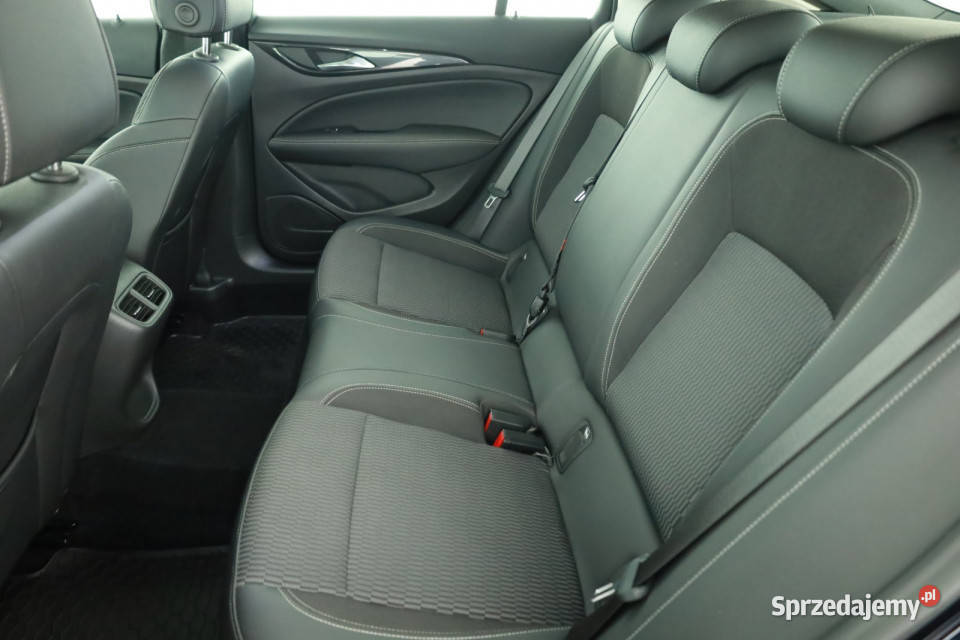 Opel Insignia 15 Turbo Rok produkcji 2019 Piaseczno sprzedam