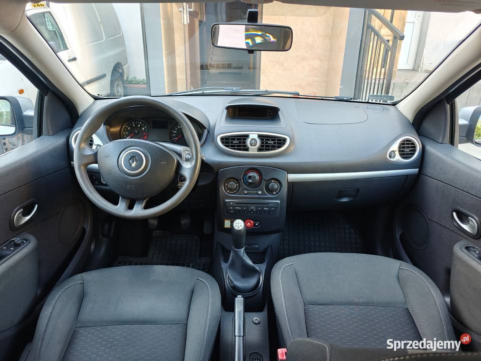 Renault Clio III 12 Radom