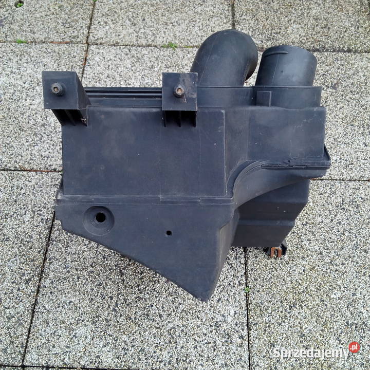 Audi A8 D2 42 V8 Obudowa filtra powietrza Pozostałe Dębica sprzedam