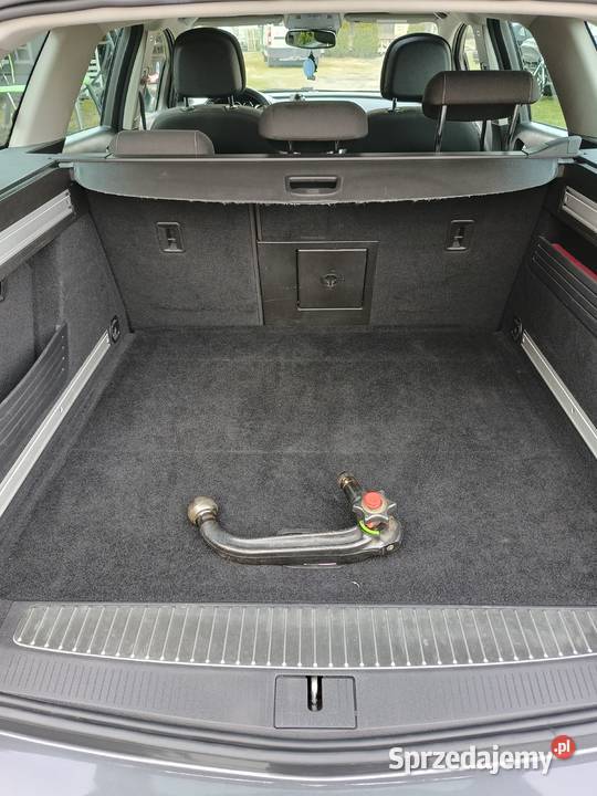 Opel Astra J 14 Turbo Sports Tourer full Rok produkcji 2012 Staszów