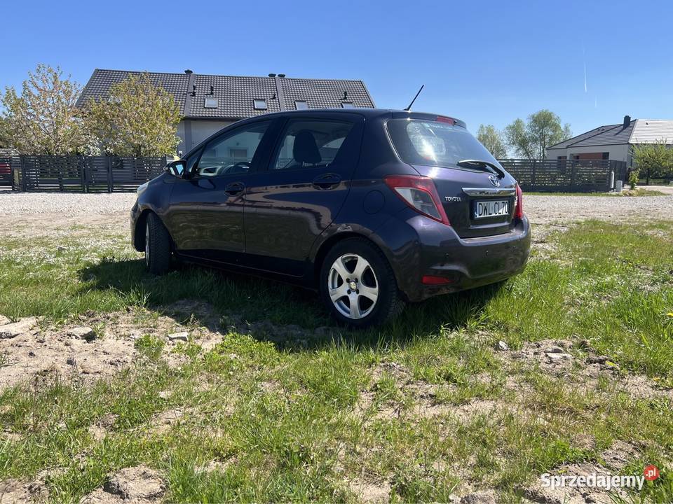 Toyota Yaris 2012 lift kupiony w polskim salonie wielkopolskie Poznań