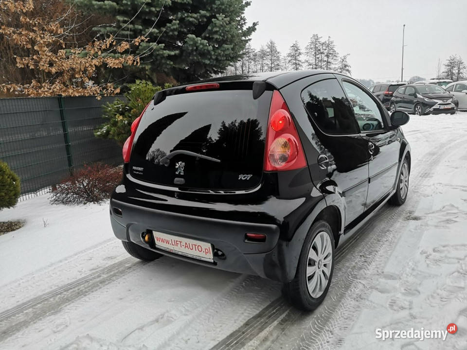 Peugeot 107 10 16V 66 Klimatyzacja Isofix benzyna Strzegom sprzedam