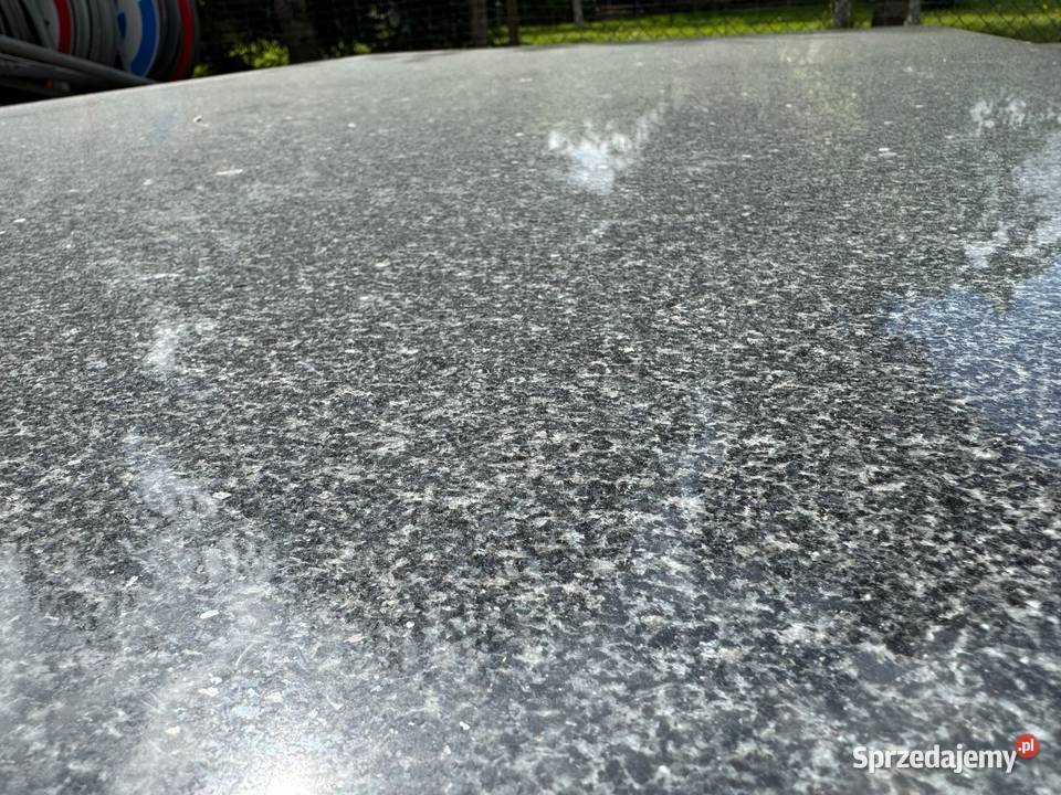 Parapety granitowe Krzydlina Wielka