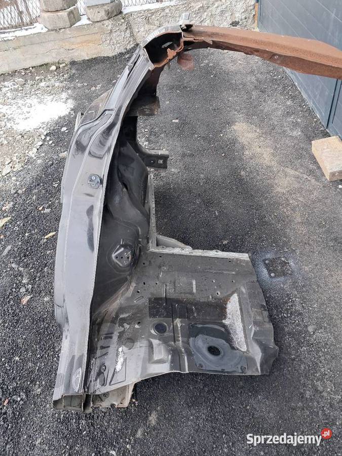 Nissan qashqai j11 blotnik prawy tył kod lakieru osobowe Zator