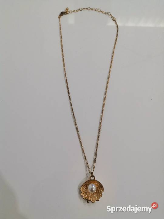 Naszyjnik z zawieszką w kształcie muszelki z Liszki