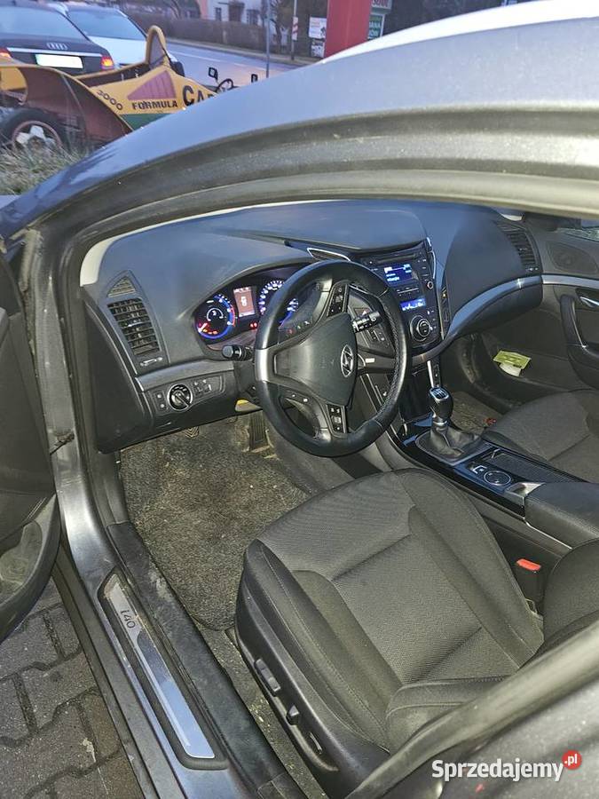 Sprzedam Hyundai i40 combi 2017 17 TDi manualna Piła sprzedam