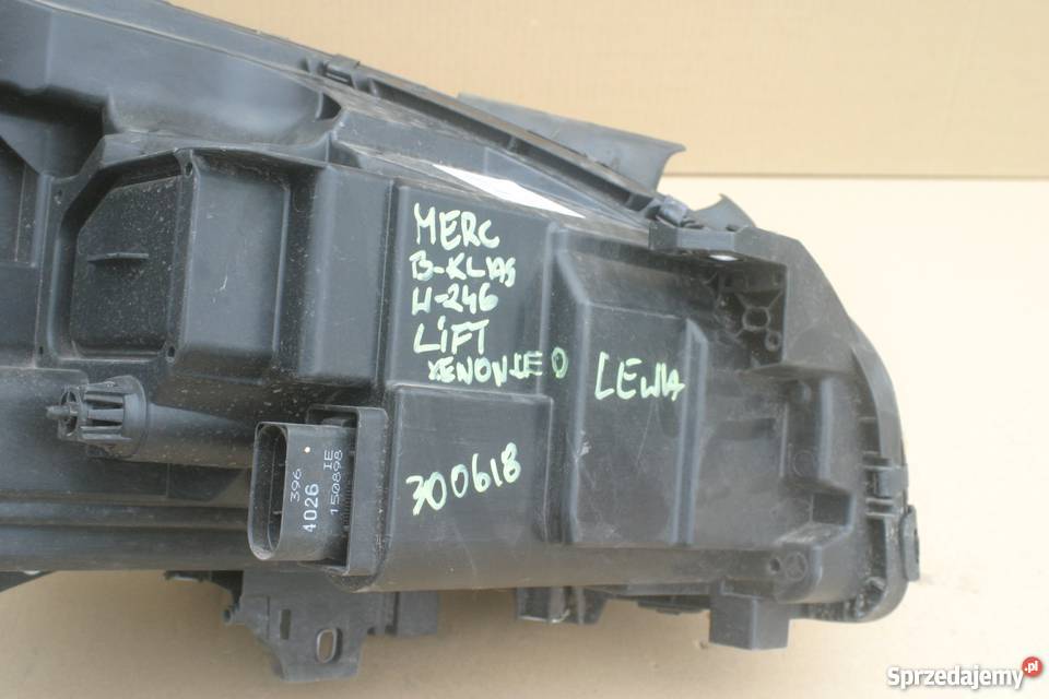MERCEDES BKLASA W246 LIFT FULL LED LAMPA LEWA lubuskie Bieleń