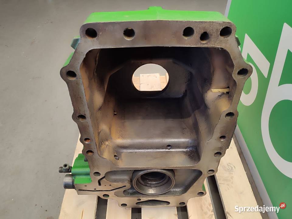 Obudowa skrzyni biegów R252632 JOHN DEERE 8130 wielkopolskie Wilkowo