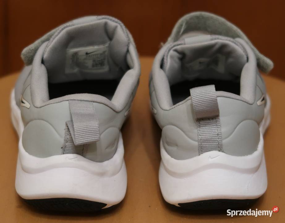 Buty chłopca firmy NIKE model Star Runner 3 34 Siedlce