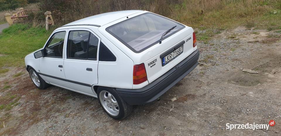 Opel kadett 14 benzyna zamiana Samochody osobowe lubelskie Kraśnik
