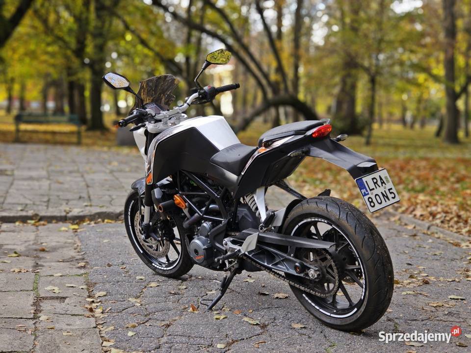 Motocykl KTM DUKE 390125 ABS kat B czarny