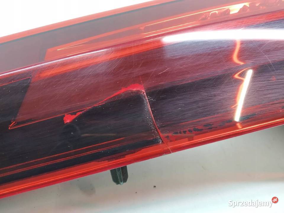 LAMPA TYŁ LEWA EU USZKODZONA KOMBI 32228898