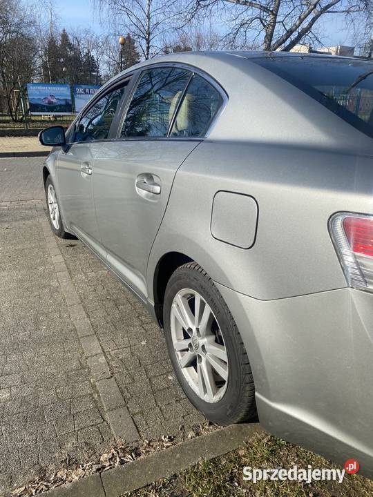 Toyota Avensis Sedan