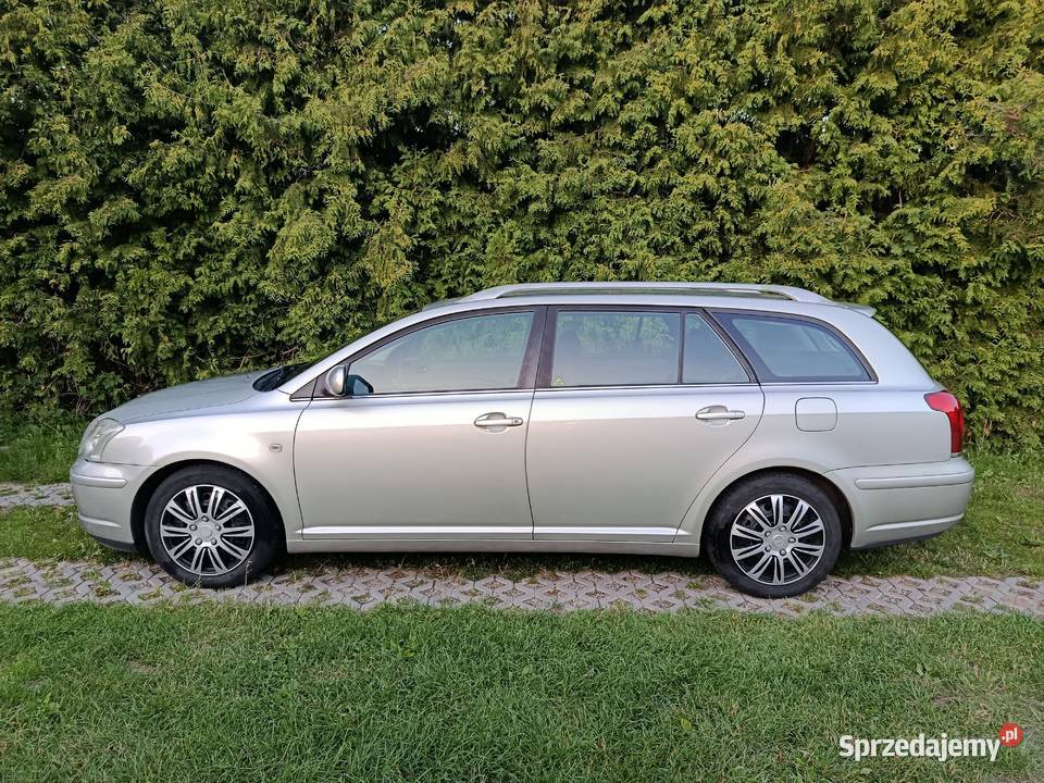 Toyota Avensis 130KM Serbów