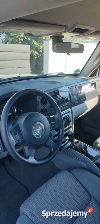 Jeep Commander 30CRDI niski przebieg Kielce