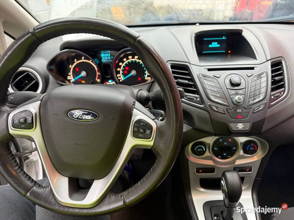 Ford Fiest 16 automat Węgrzce