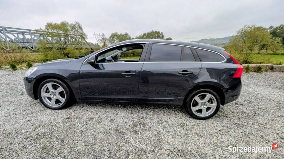 Volvo V60 16 diesel 114 CITY SAFETY Nowy Rozrząd Rok produkcji 2011 V60