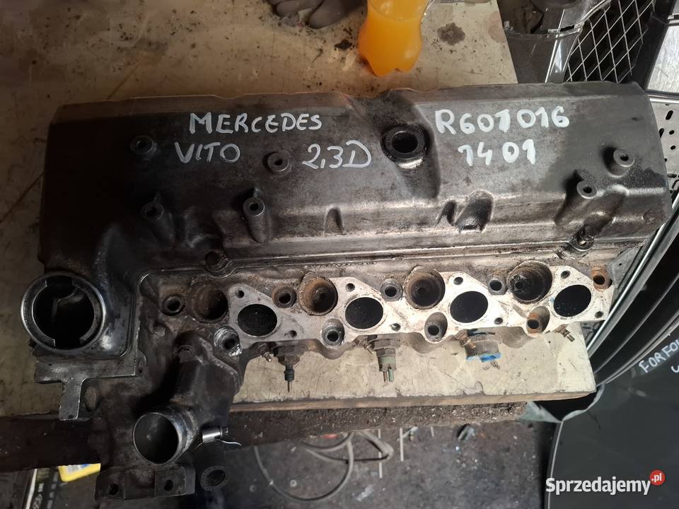 MERCEDES VITO 23 D SPRINTER głowica kompletna