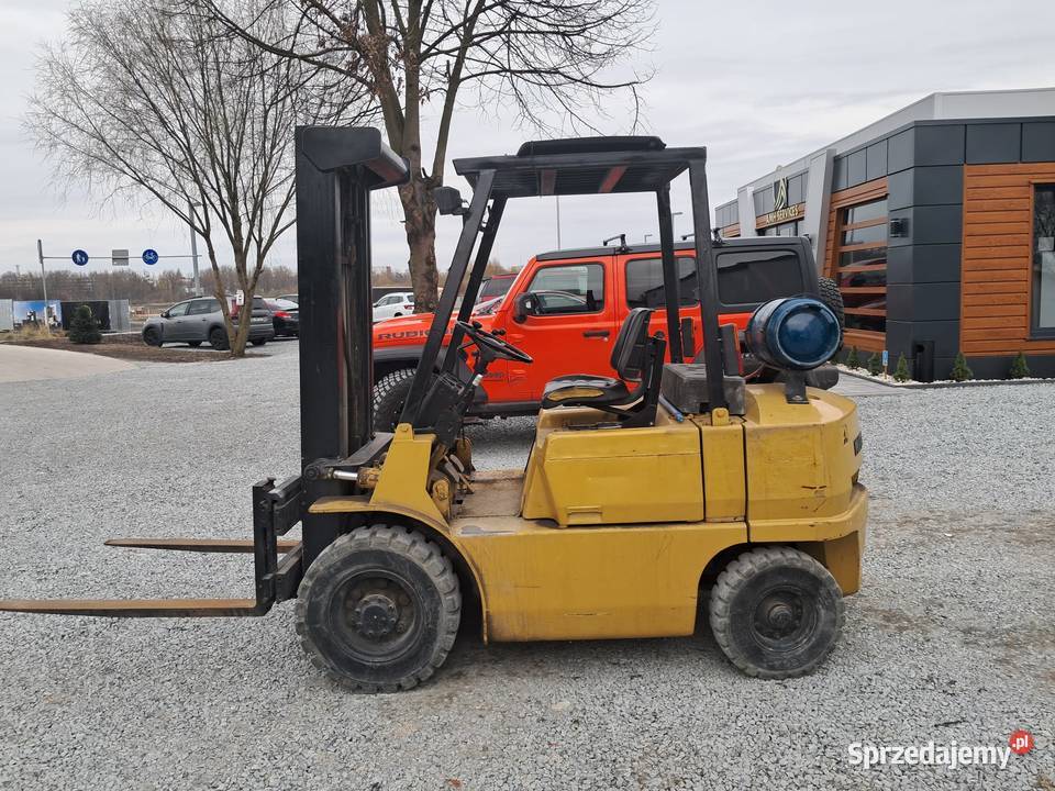 Wózek widłowy Mitsubishi FG 20 Motoryzacja