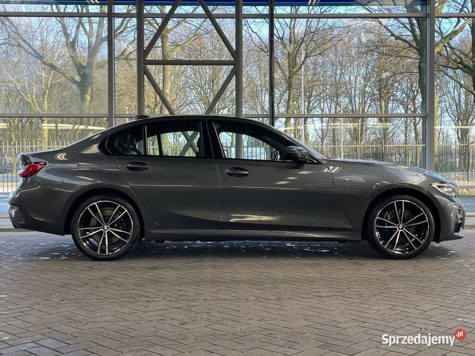 BMW seria 3 330e High Exe M Sport 2019 1998cm3 Kraków sprzedam