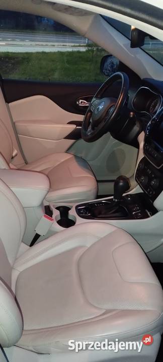 2019 JEEP CHEROKE SPRZEDAM lubelskie