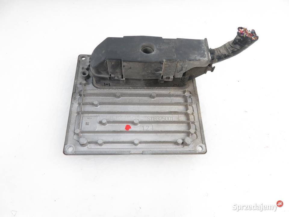 STEROWNIK MAZDA 2 I 125 3S6112A650CB S118107004D