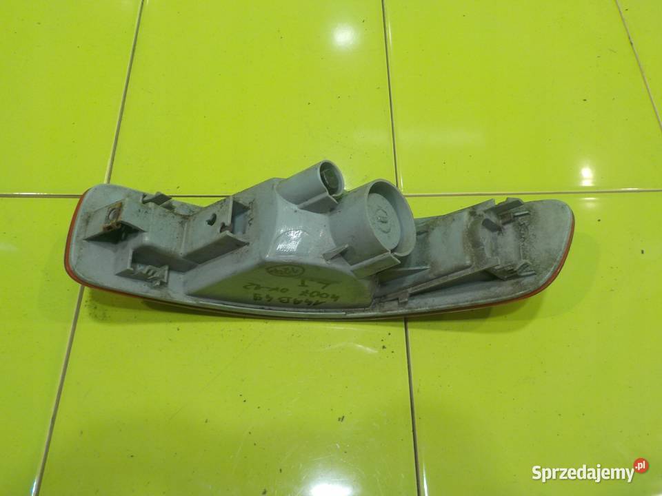 PEUGEOT 4007 22 HDI 08r 5D lampa w zderzak lewa Suków sprzedam