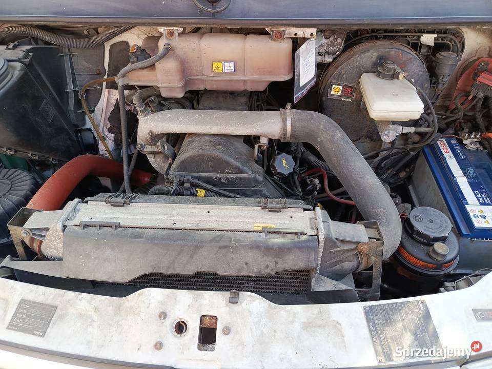 Iveco Daily doinwestowany aluminiowy najazd 5 m 106KM Staszów