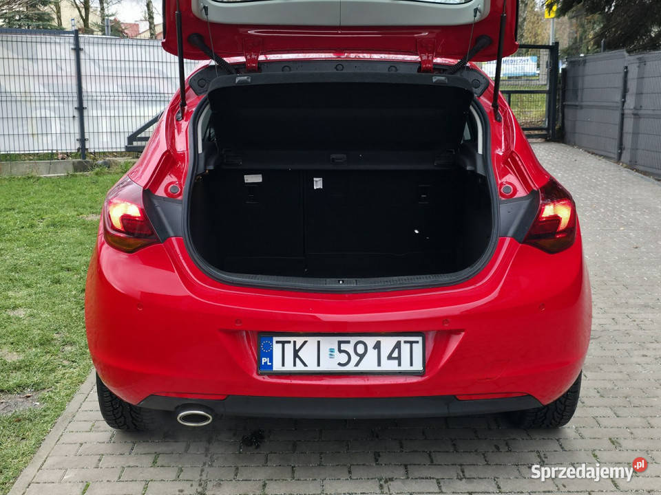 Opel Astra 14 Benzyna Serwisowany Gwarancja Rok produkcji 2010 Piekoszów