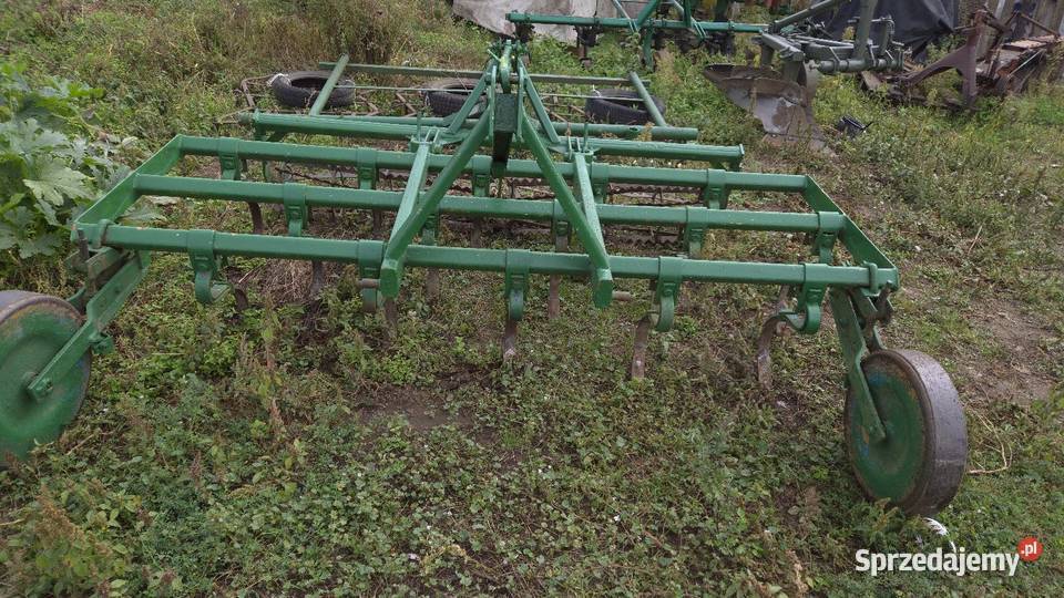 Kultywator 24m z wałem strunowym nieuszkodzony Mierzęcice