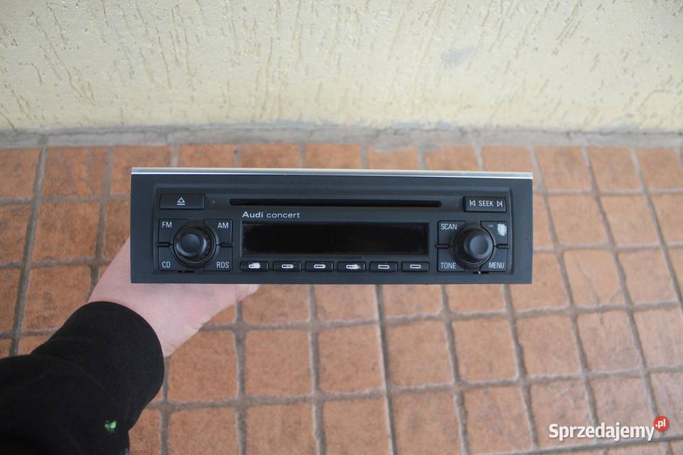 RADIO CD CONCERT AUDI A4 B6 8E0035186J Wyposażenie wnętrza