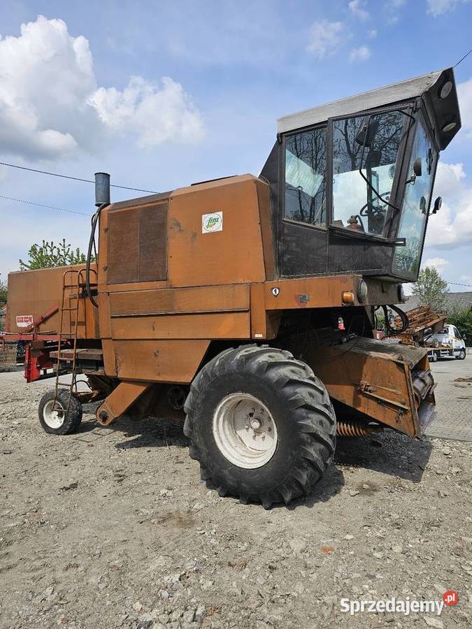 Kombajn zbożowy bizon Z056 Zbożowe