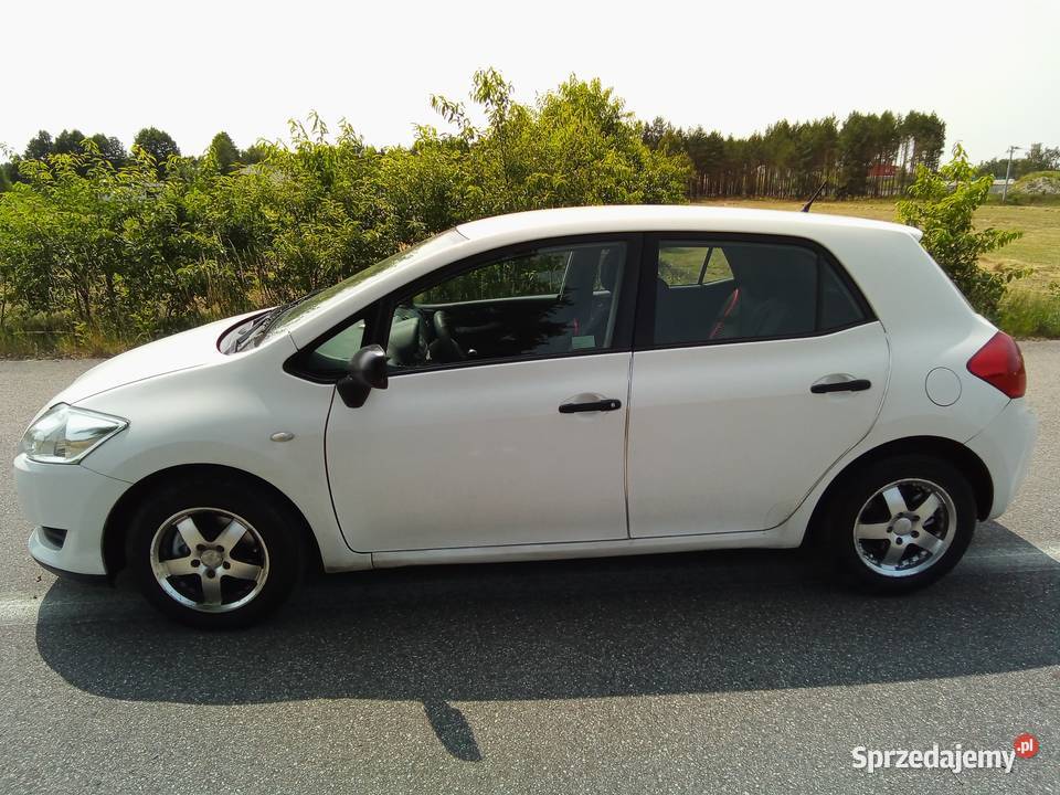 Sprzedam Toyotę Auris 13 gaz sekwencja etat stan Ostrołęka