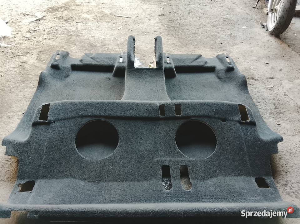 VW Tuareg Tylna część dolnej wykładziny małopolskie