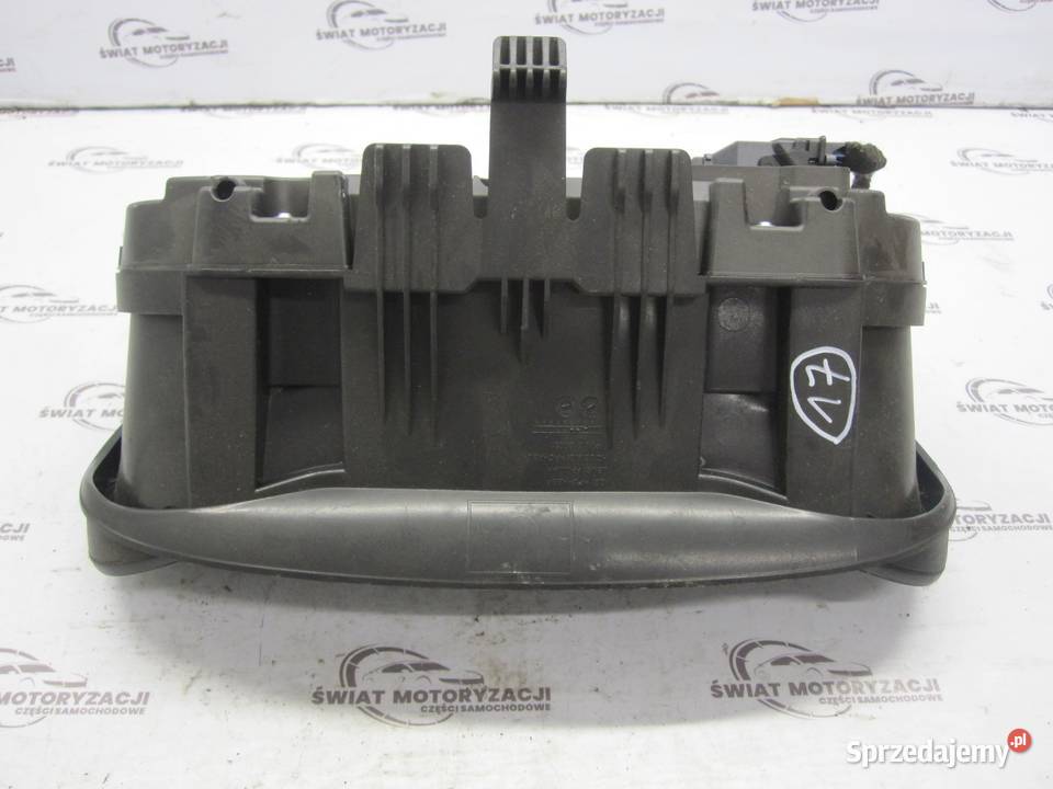 OPEL CORSA E 17r licznik zegary ANGLIK 39129460 świętokrzyskie sprzedam