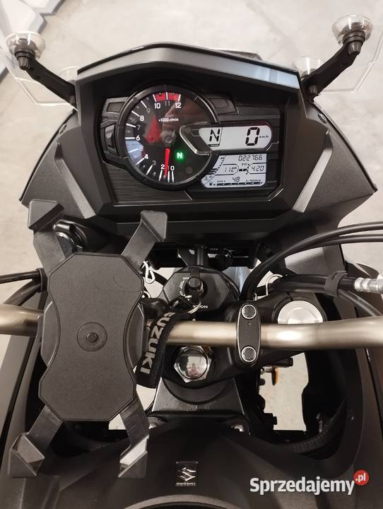 Suzuki VSTROM 650 turystyczny