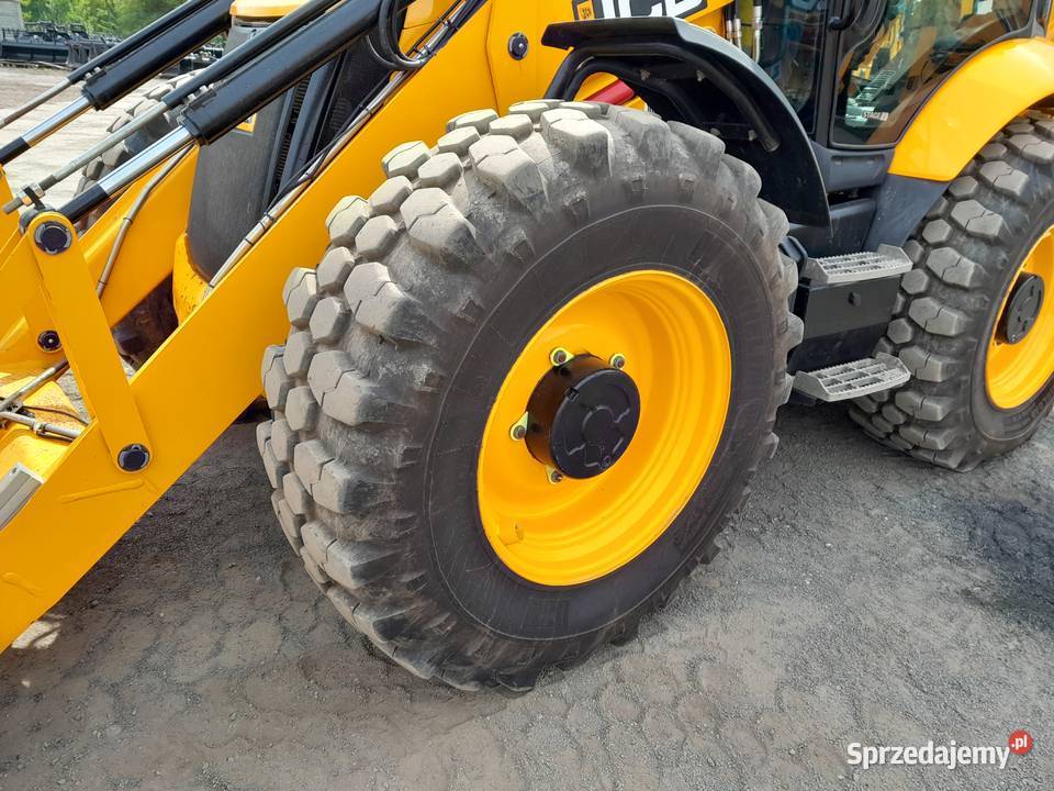 JCB 4CX 2024 1600MTH DUALDRIVE 3CX CAT CASE Koparko ładowarki Krotoszyn