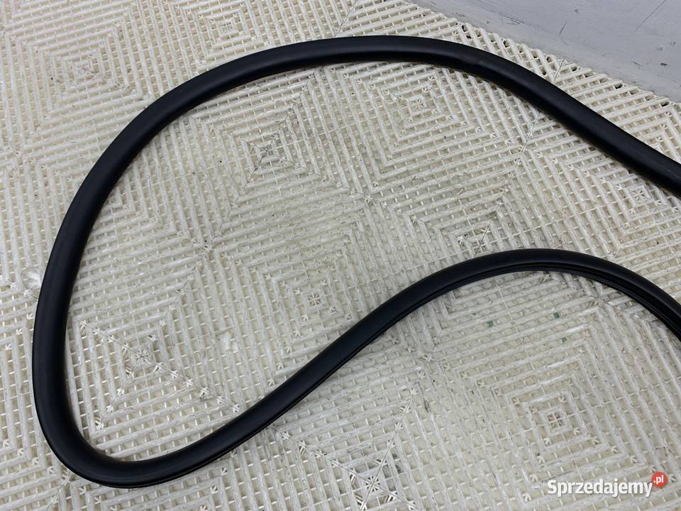 USZCZELKA DRZWI PRZÓD PRAWA OPEL VIVARO C Bus osobowe sprzedam