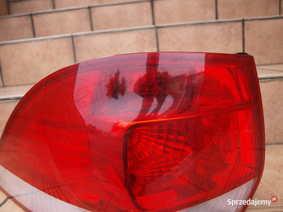 VW Golf 6 VI Kombi lampa lewa tył 2008 2013r osobowe Kalisz