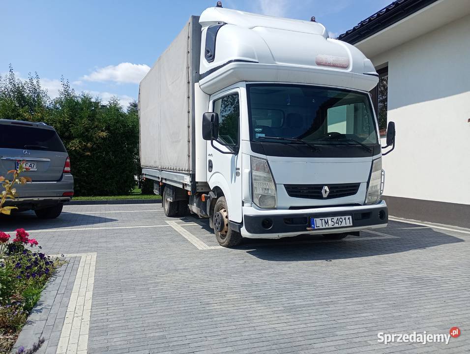 Renault Maxity 25 D plandeka manualna Hubinek