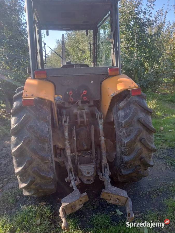 Renault 7012 sadowniczy Sienno